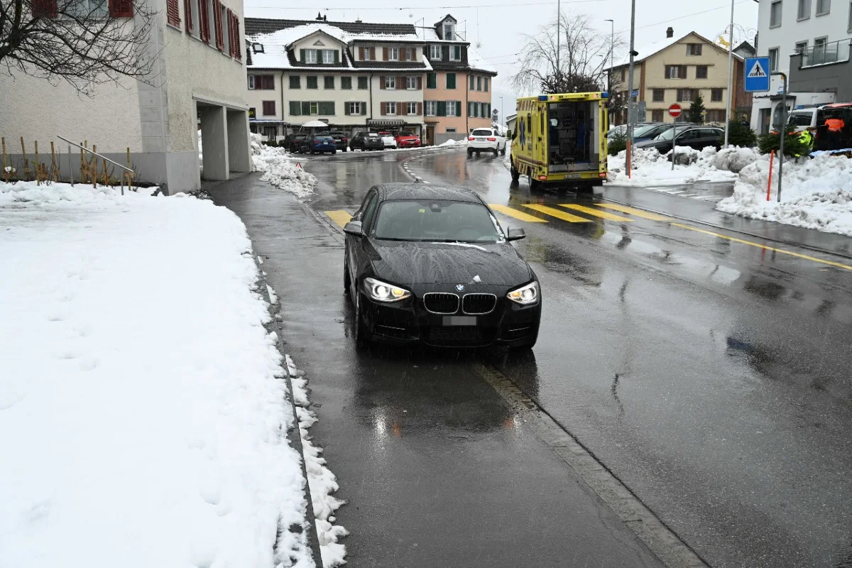 Kaltbrunn SG - Frau auf Fussgängerstreifen angefahren