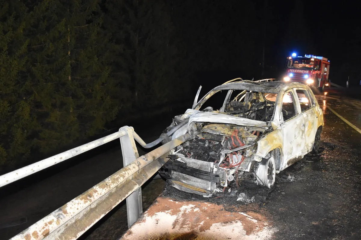 Lantsch/Lenz GR: Zwei Personen bei Verkehrsunfall verletzt