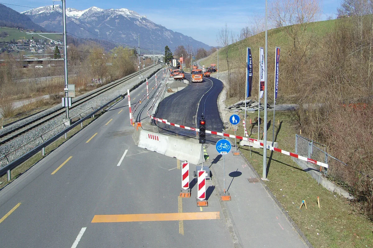 Sarnen OW - Rotlicht bei Baustellen wird oft missachtet