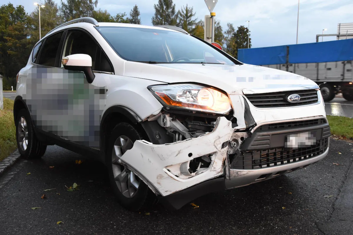 Unfall Wil SG – Vortritt missachtet und Fahrerflucht begangen
