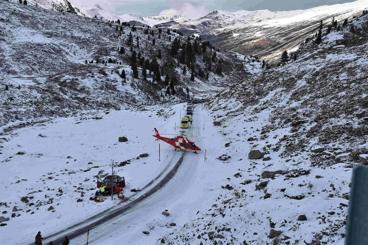 Davos GR – Zwei Verletzte bei Unfall auf der Flüelapassstrasse