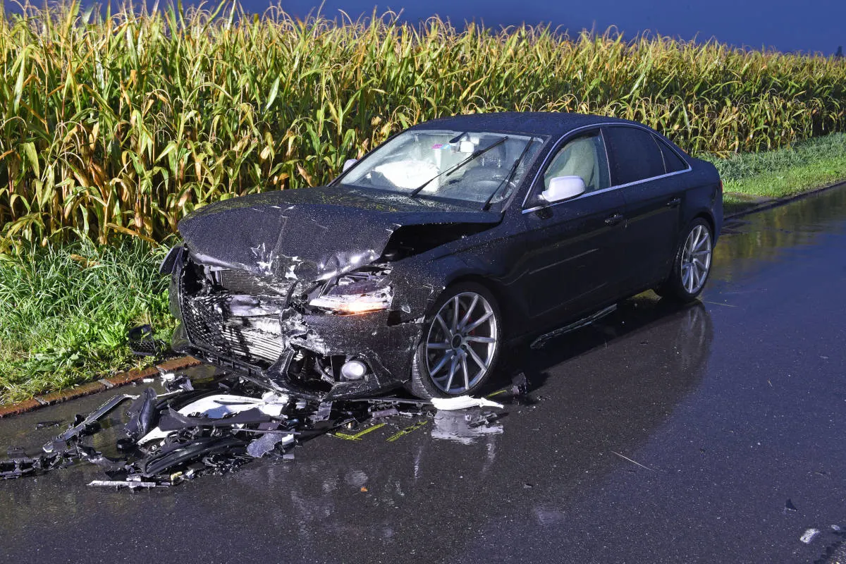 Unfall Willisau LU - Frontalkollision zwischen zwei Autos 