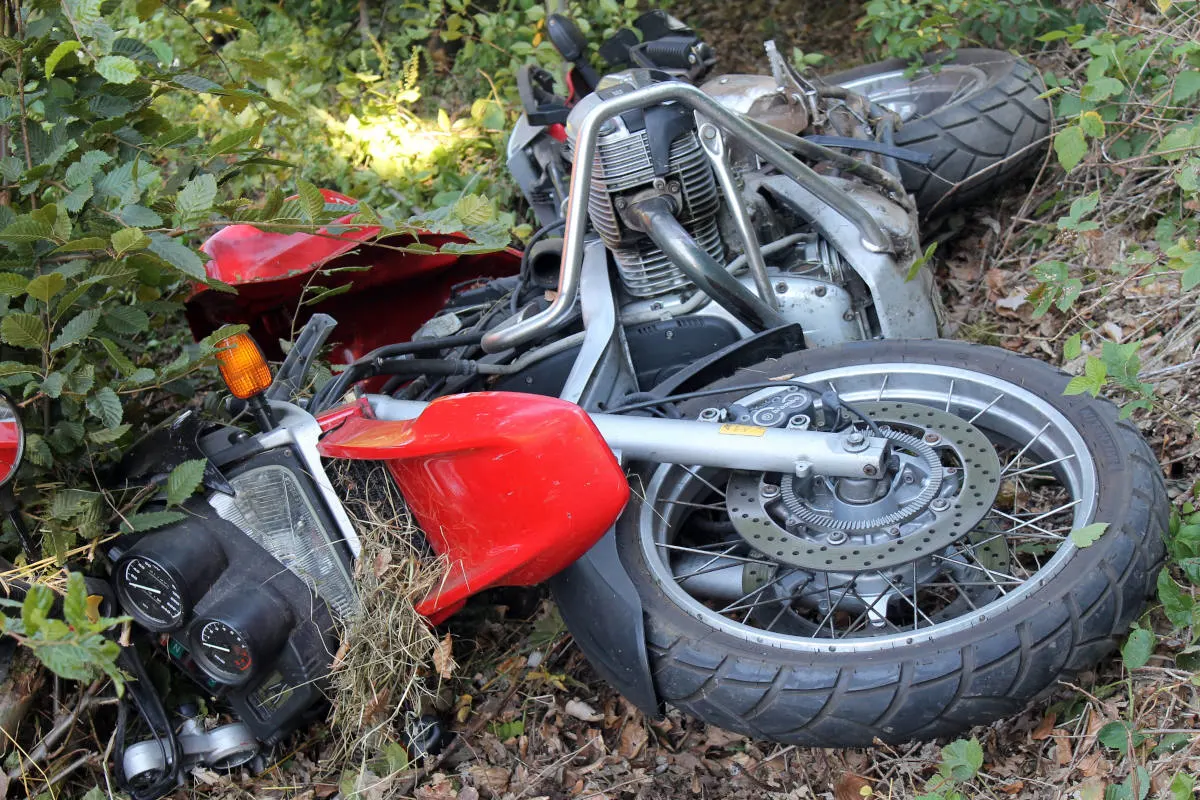 Lennestadt – 65-jähriger Motorradfahrer bei Unfall schwer verletzt