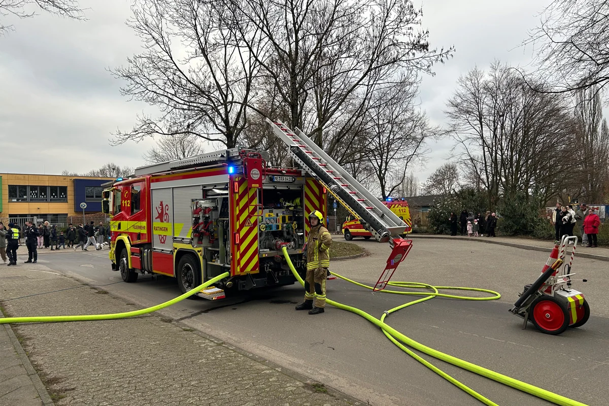 Ratingen – Brandstiftung durch Feuerwerk in Wohnung