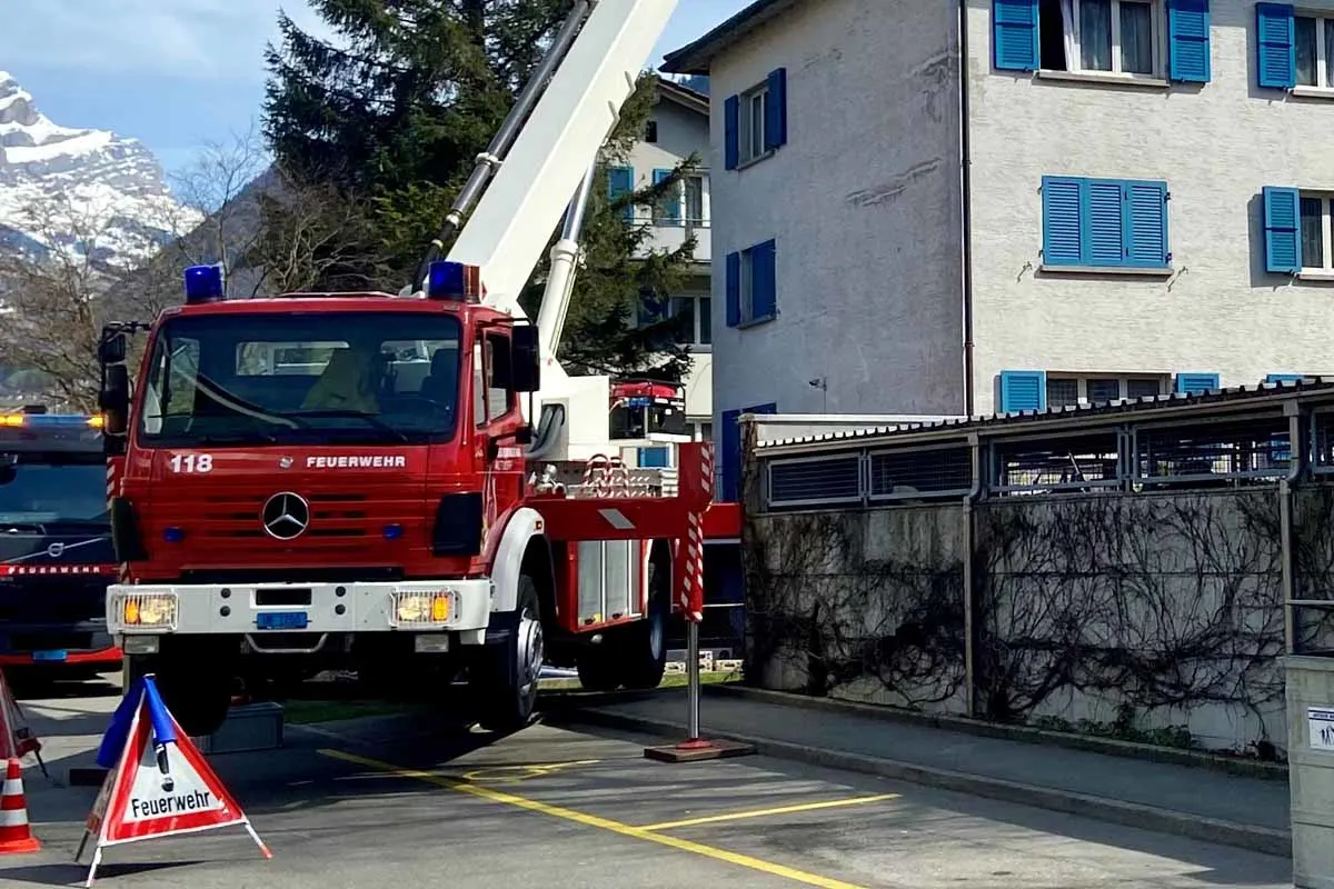 Altdorf UR - Kaminbrand durch Feuerwehr gelöscht