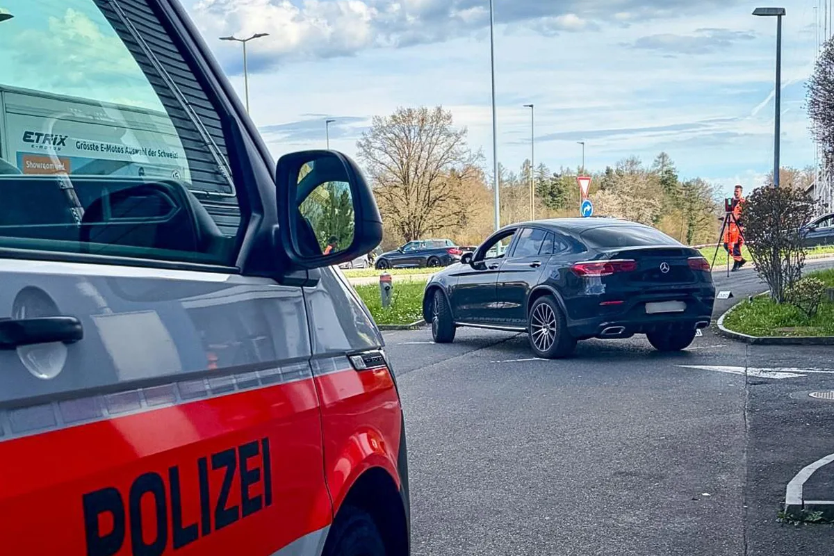 Regensdorf ZH – Kind bei Unfall mit Auto schwer verletzt