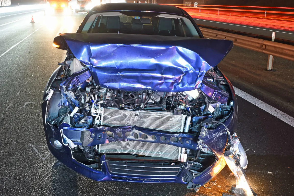 Sursee LU - Auffahrkollision zwischen zwei Autos – eine Person verletzt