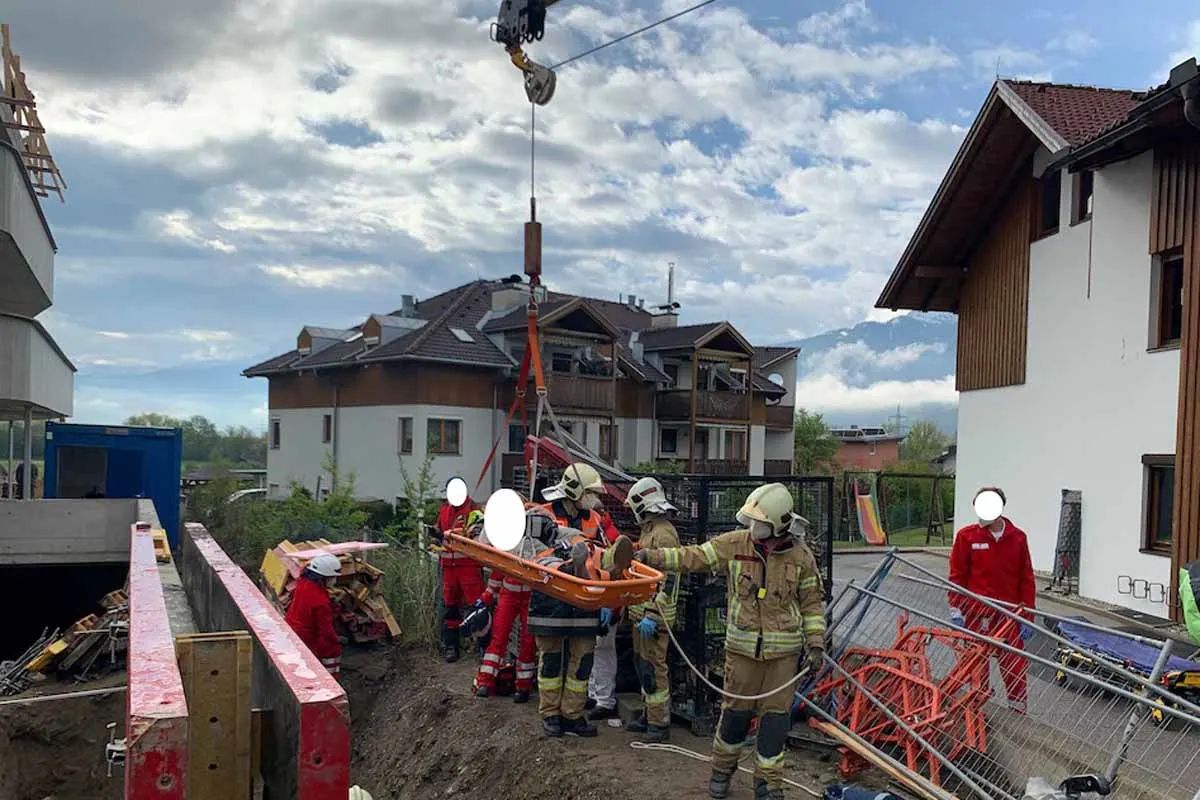 Zirl - Arbeiter bei Bauarbeiten verletzt