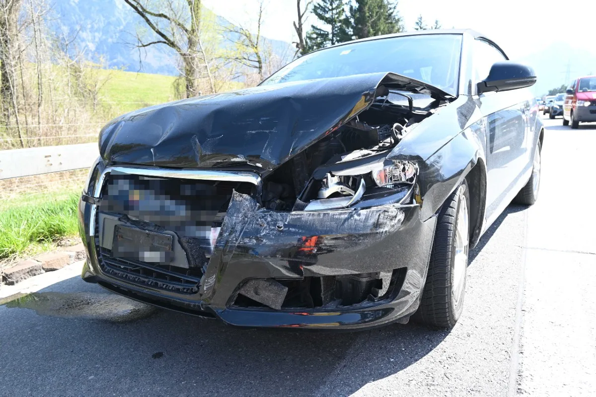  Buchs SG - Auffahrunfall auf der A13 mit Folgekollision
