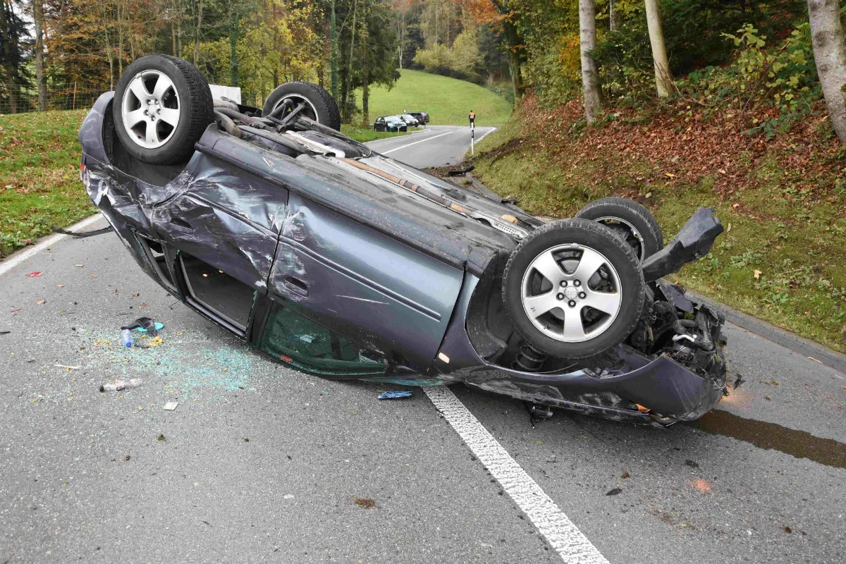 Rorschach SG - Auto überschlägt sich