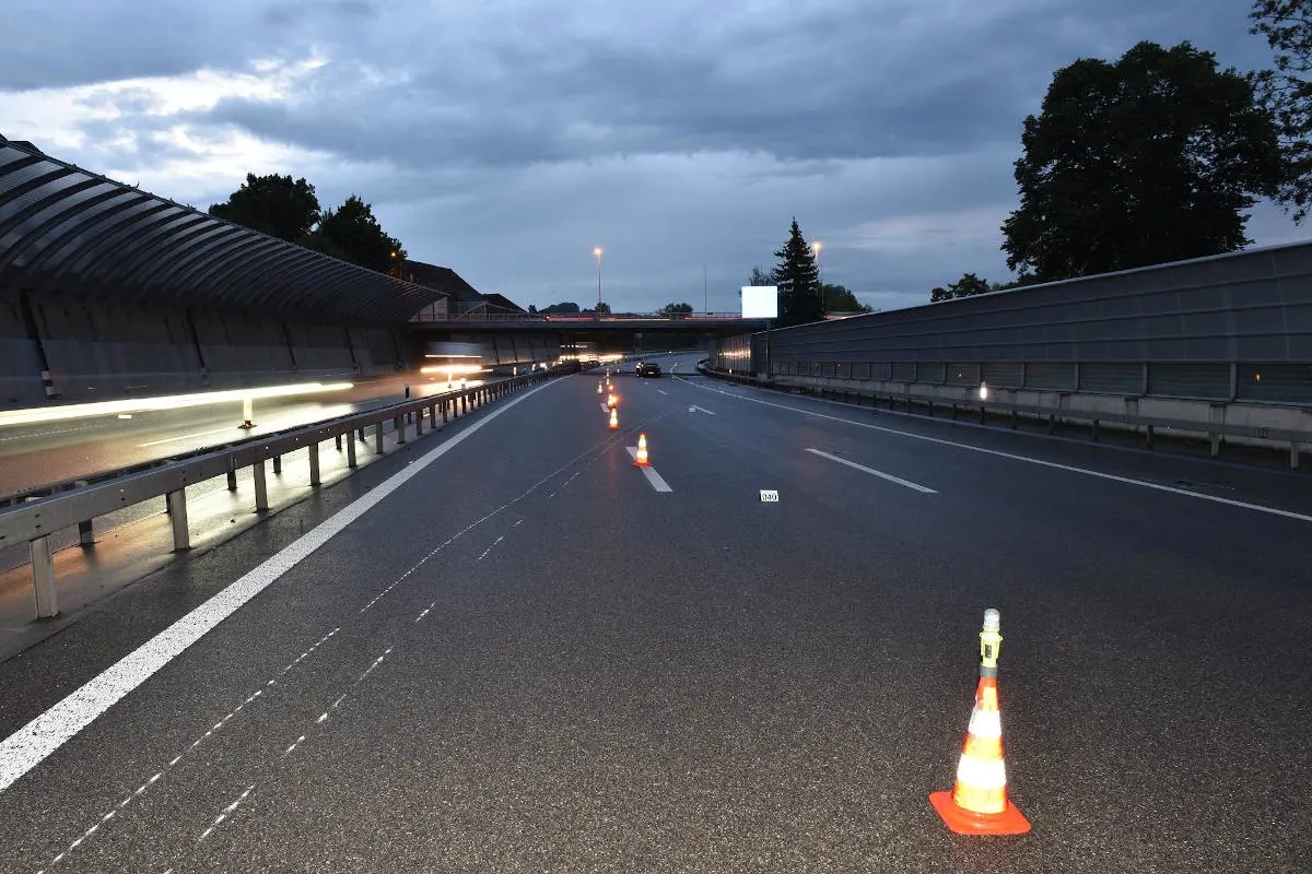 Unfall auf der A1H Unterengstringen ZH – Autolenkerin auf Autobahn verunfallt
