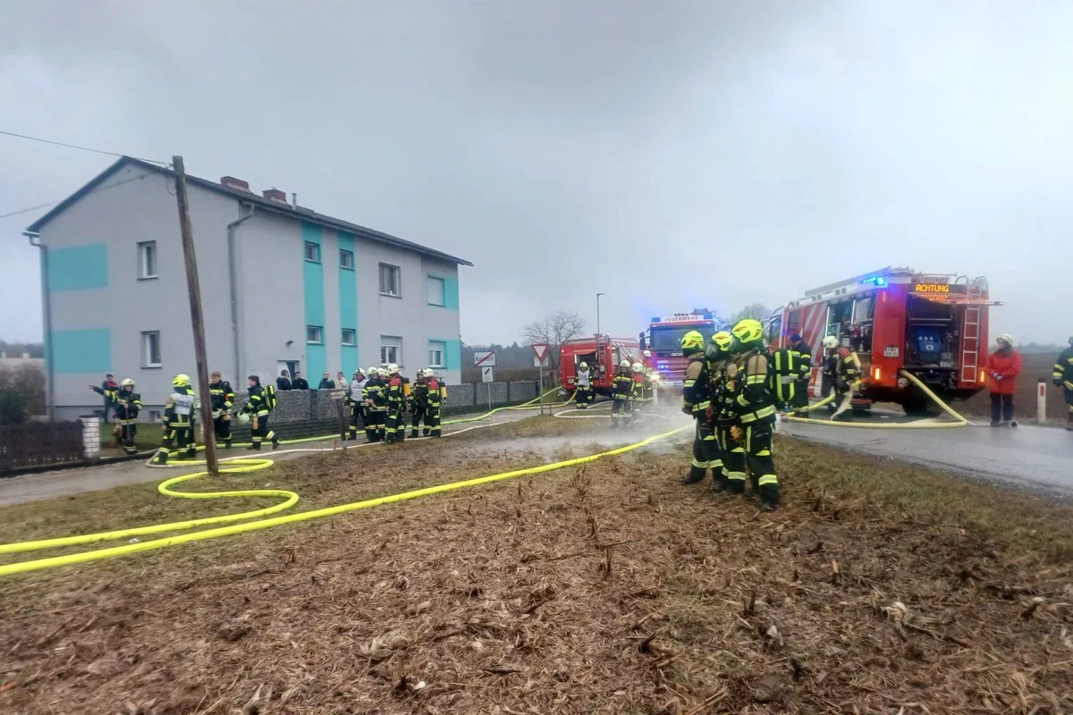Kalsdorf – Eine Tote und ein Schwerverletzter nach Brand von Haus