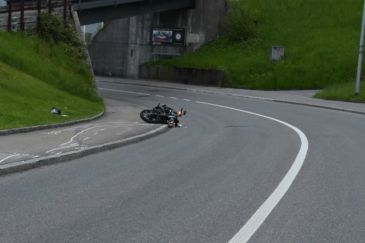 Rorschacherberg SG - Alkoholisierter Motorradfahrer verunfallt
