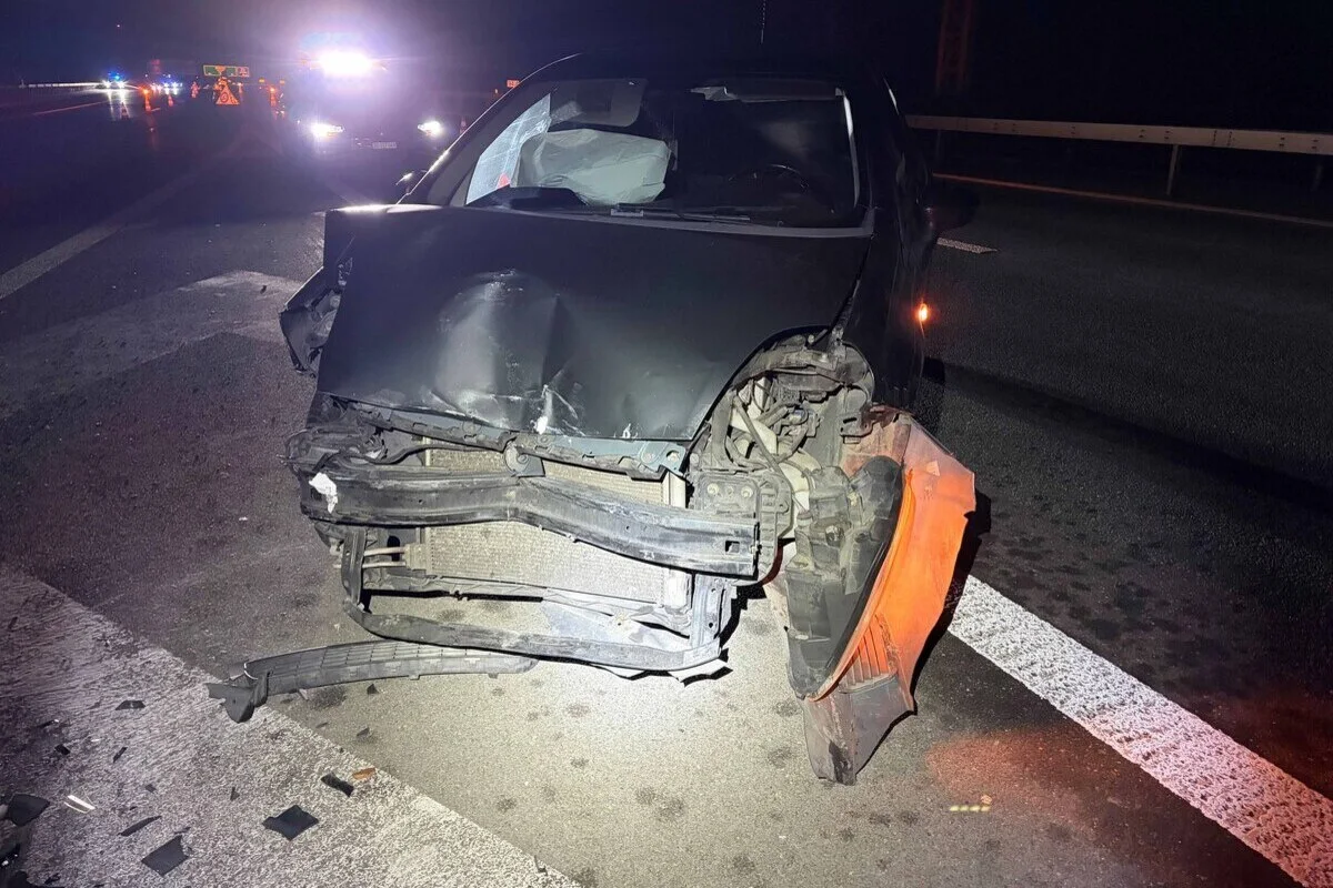 Cham ZG – Sekundenschlaf führt zu Unfall auf der A4