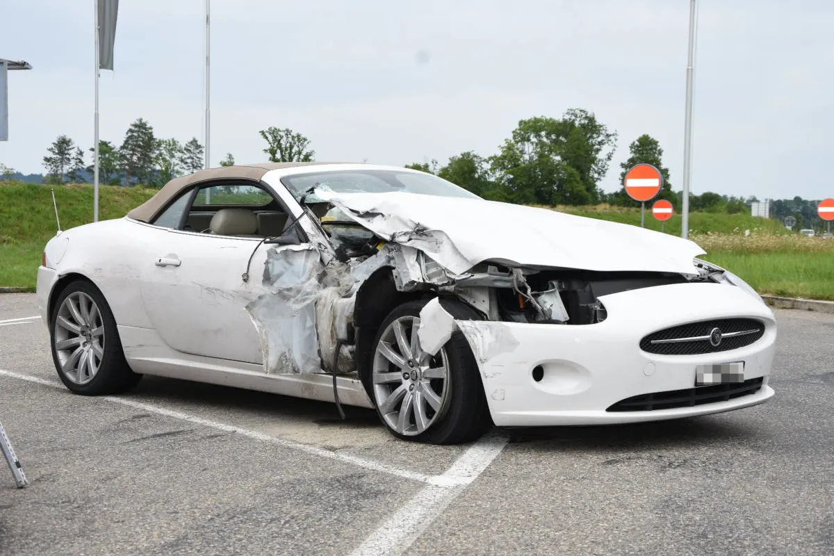 A1 Oberbüren SG - Fahrunfähig Auffahrunfall verursacht