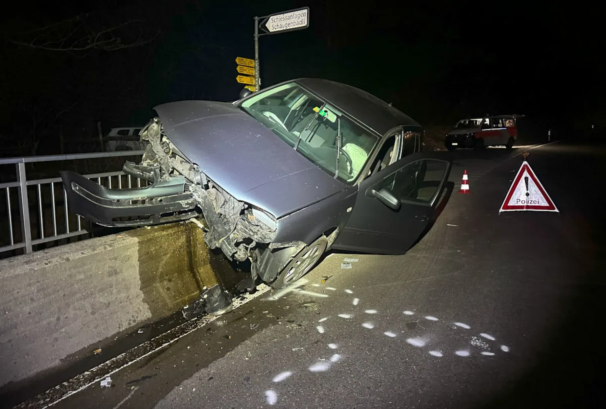 St.Gallen – Auf Brücke verunfallt