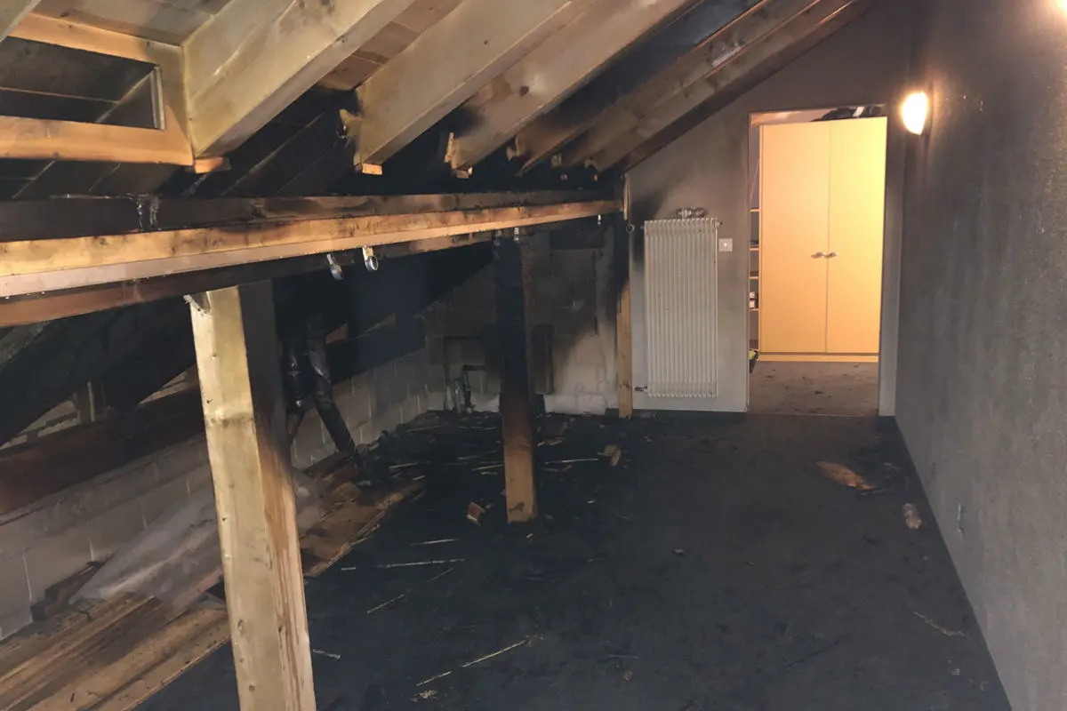 Samedan GR - Mottbrand in Lehrlingshaus führt zu Gebäudeevakuation