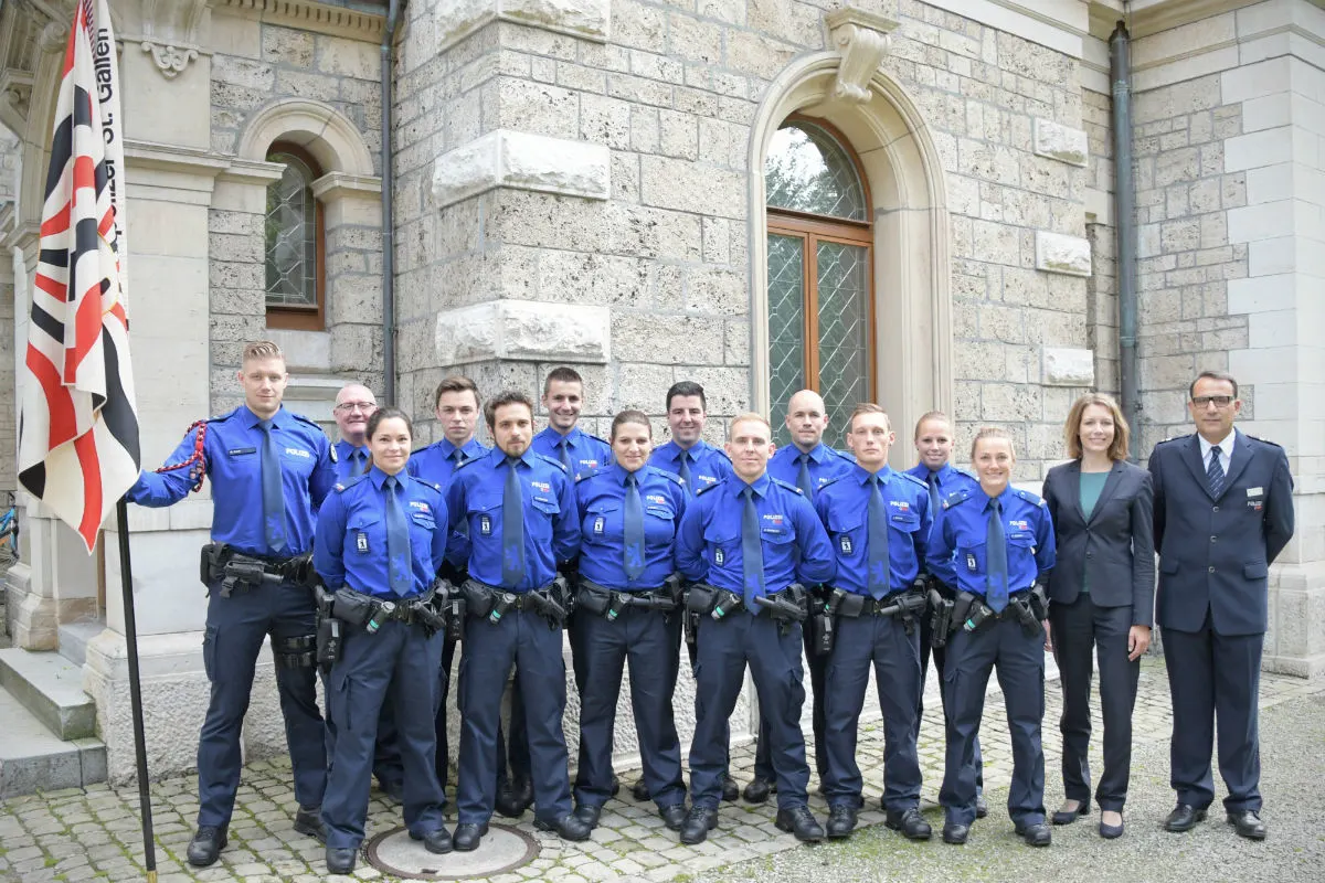 St. Gallen - Neue Polizeiangehörige für die Stadtpolizei 