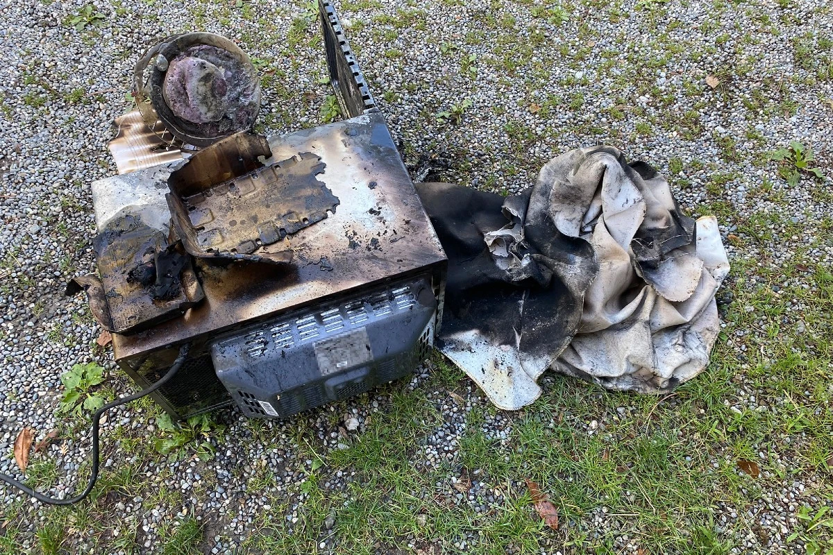 Kreuzlingen TG - Mikrowelle gerät in Brand