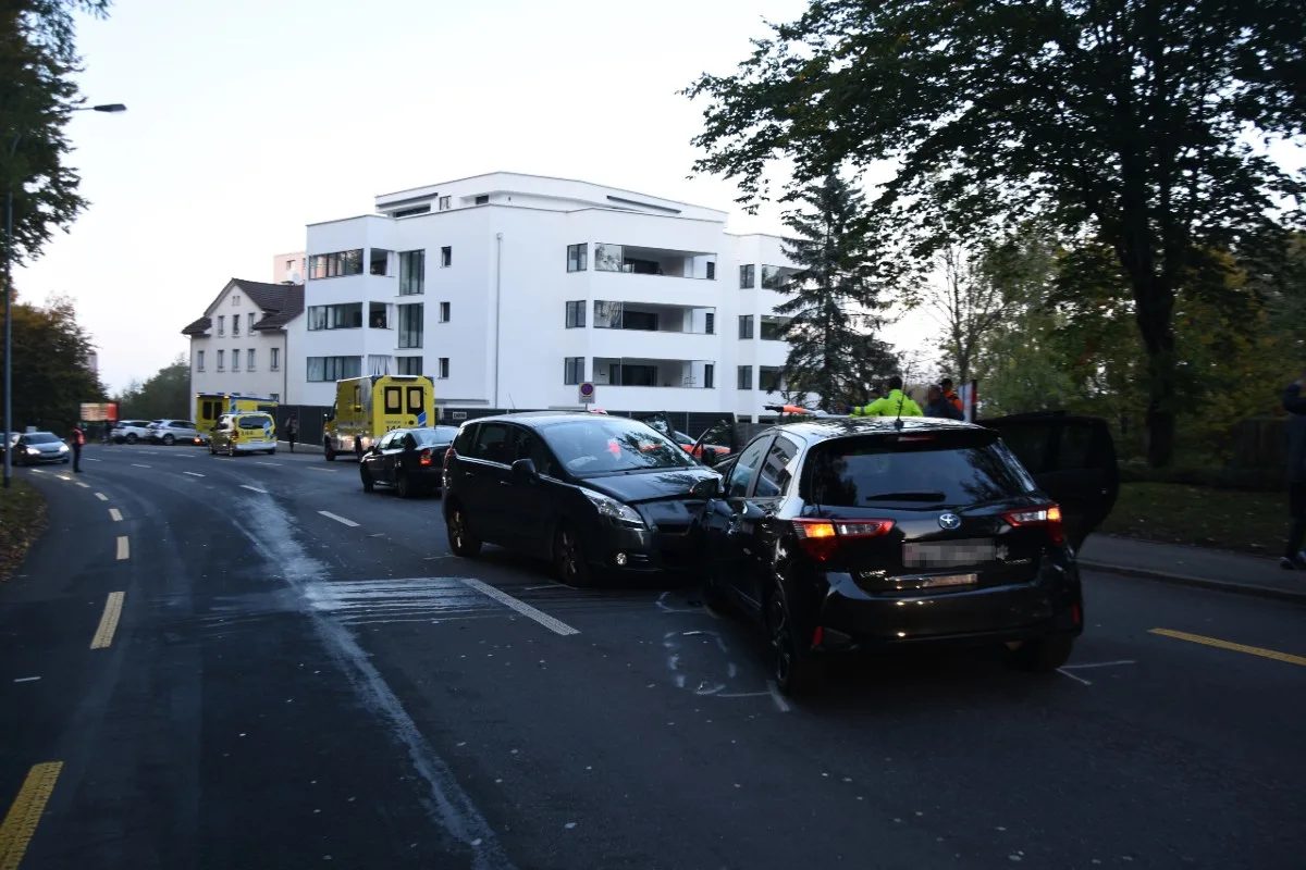 40'000 Franken Sachschaden in Wittenbach SG - Zwei Verletzte nach heftiger Kollision