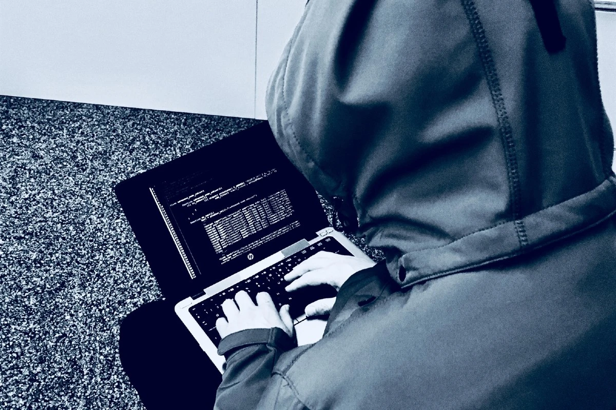 Warnung in Graubünden - Gefahr durch Betrug auf undurchsichtigen Finanzanlagen über online-Tradingplattformen