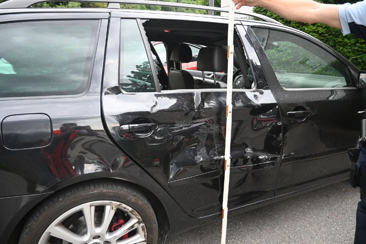 Vaduz FL - Kollision zwischen zwei Personenwagen beim Kreisel