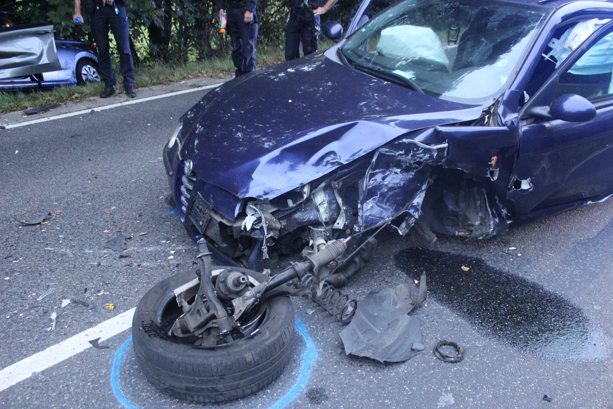 Odenthal - Müdigkeit am Steuer führt zu Unfall 