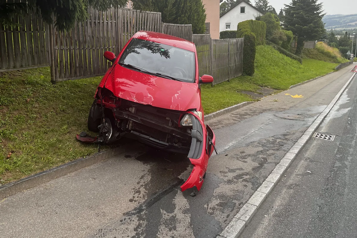 Kanton Luzern - Mit einem vbl-Bus kollidiert