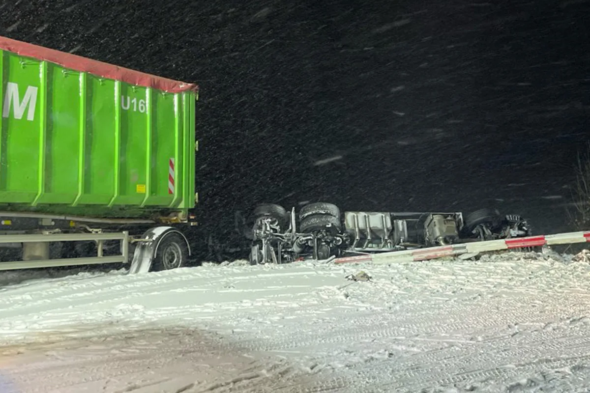 Sömmerda – Fahrer nach Unfall mit Lkw schwer verletzt