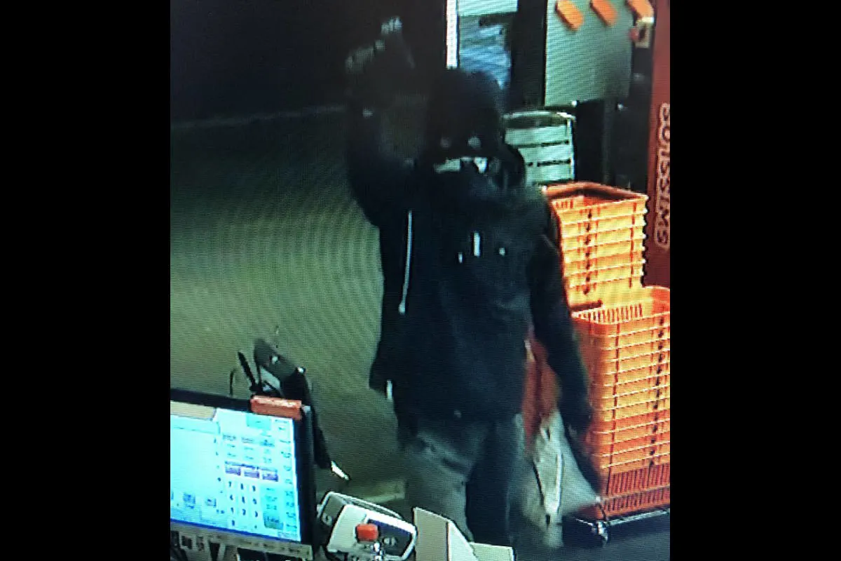 Winterthur ZH - Raubversuch auf Tankstellenshop - Zeugenaufruf