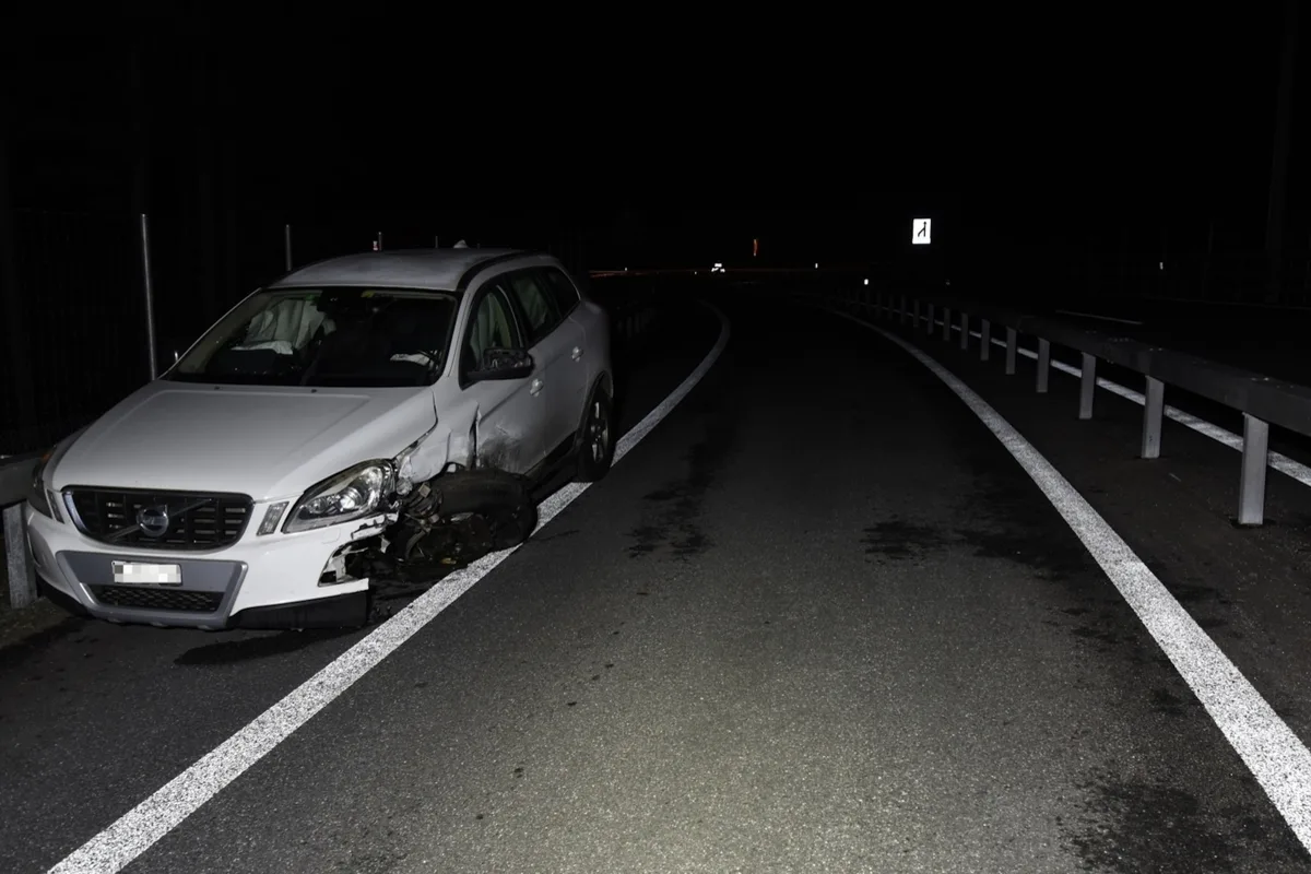 Sufers GR - Unfall durch Schlaf am Steuer