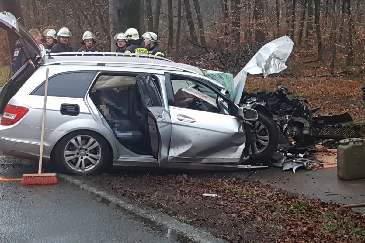Kleve – Schwerer Verkehrsunfall auf der Grunewaldstraße