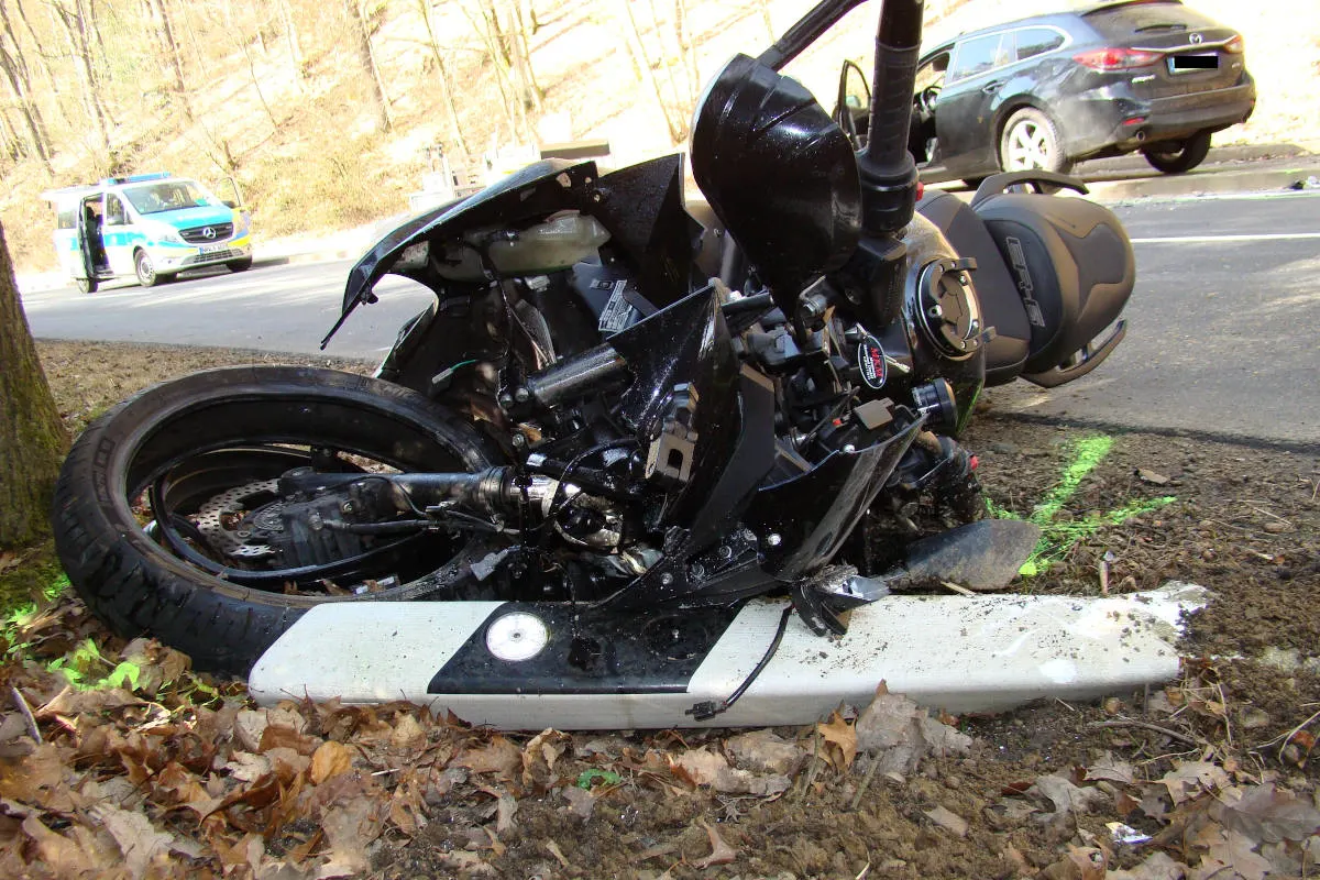 Ruppichteroth – Schwerer Verkehrsunfall mit Motorradfahrer