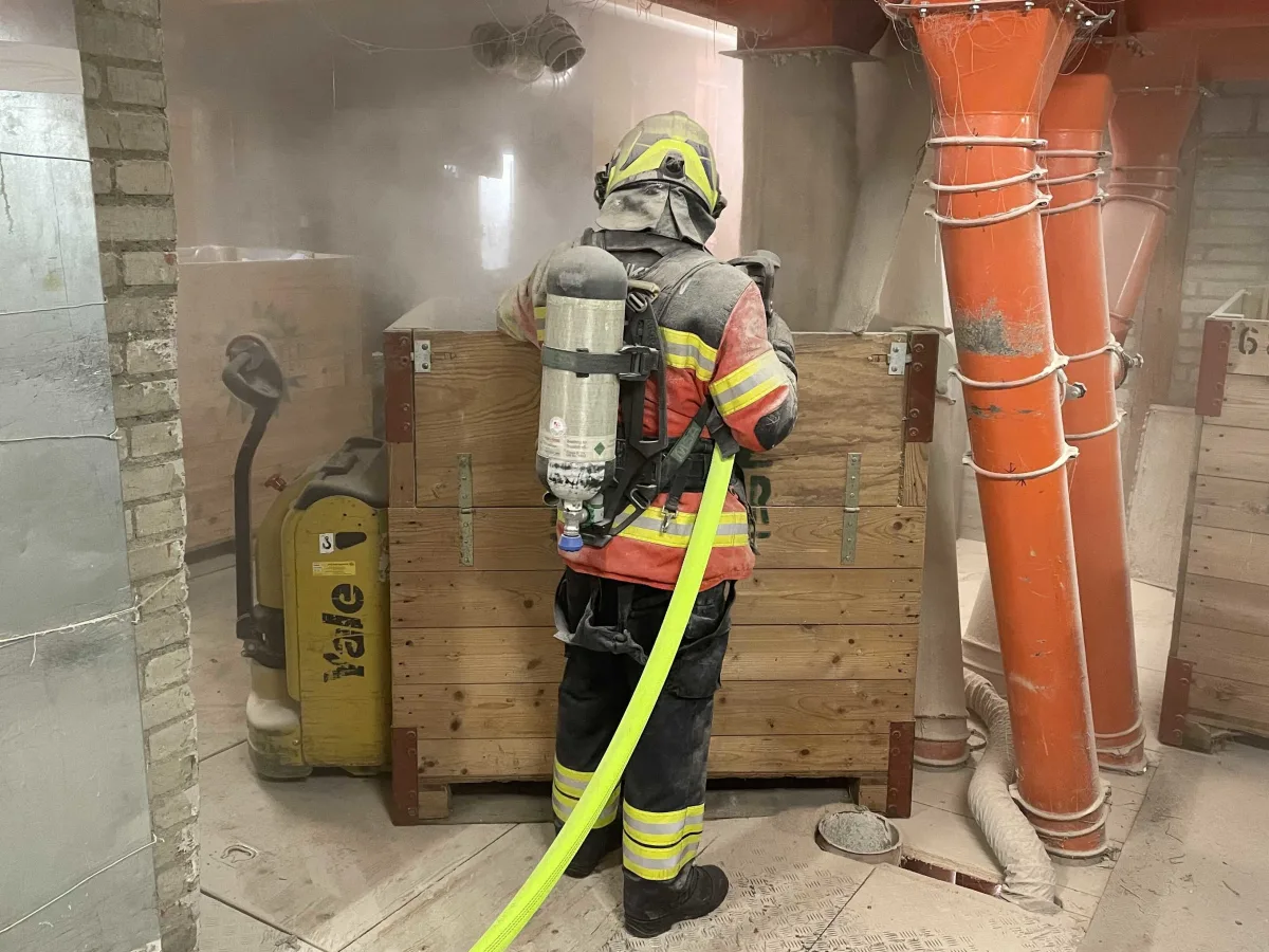 Küssnacht SZ – Glimmbrand in Weizensilo
