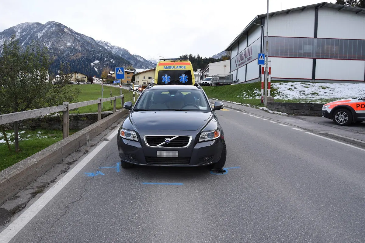 Cazis GR - Mädchen von Auto erfasst