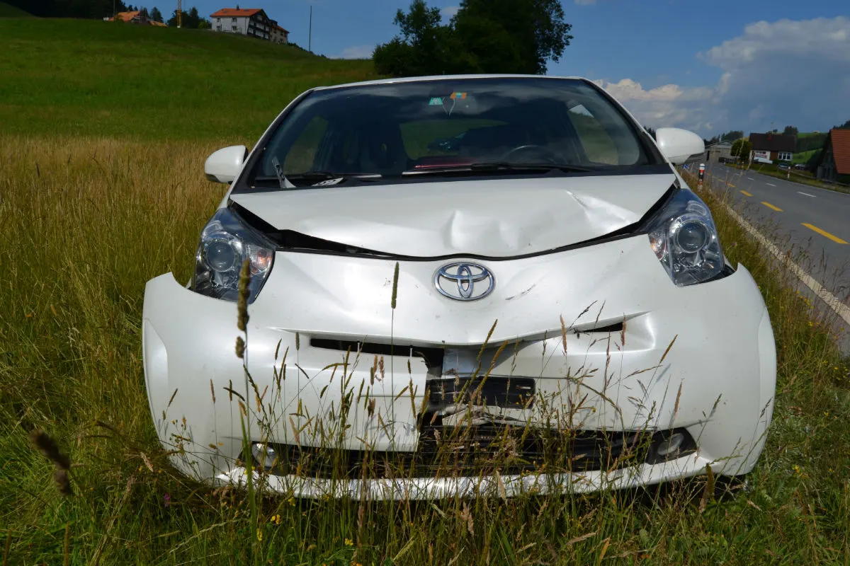 Teufen AR - Auffahrcrash zwischen zwei Autos