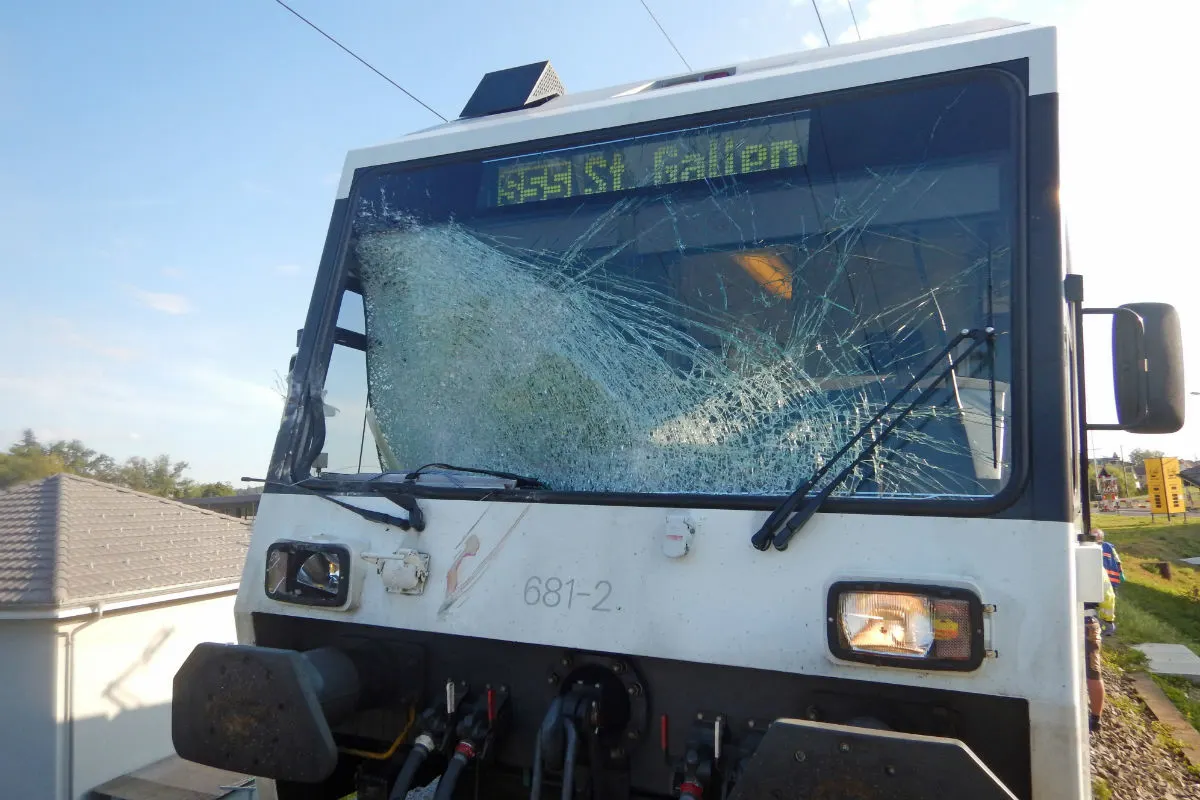 Bischofszell TG - Mit Bahnschranke kollidiert