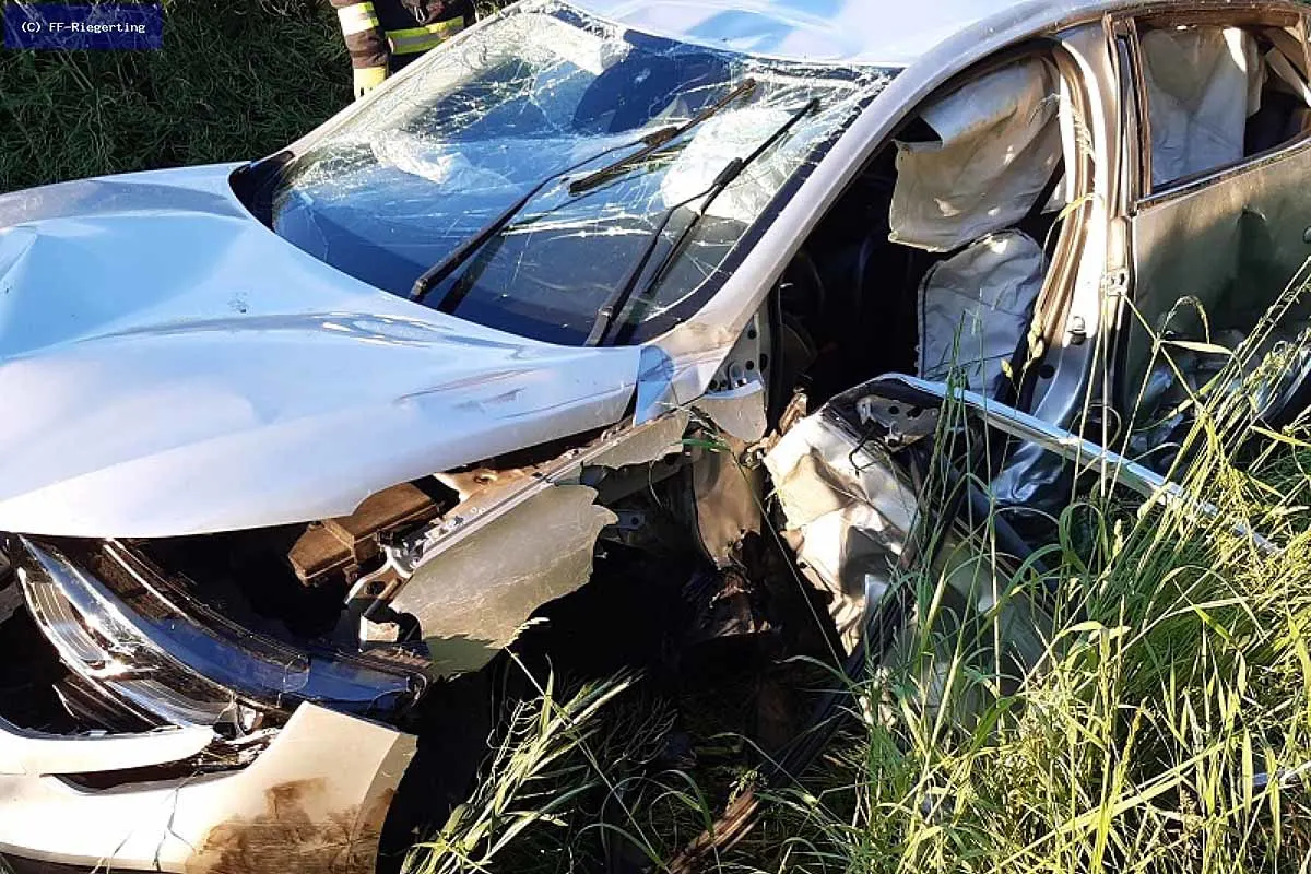 Riegerting - Mit 2,76 Promille schweren Unfall verursacht - Drei 14-Jährige verletzt!