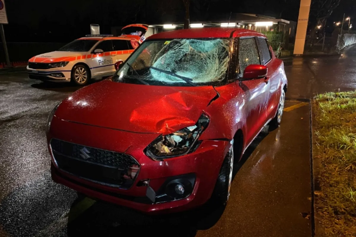 Zug - Frau von Auto erfasst und erheblich verletzt