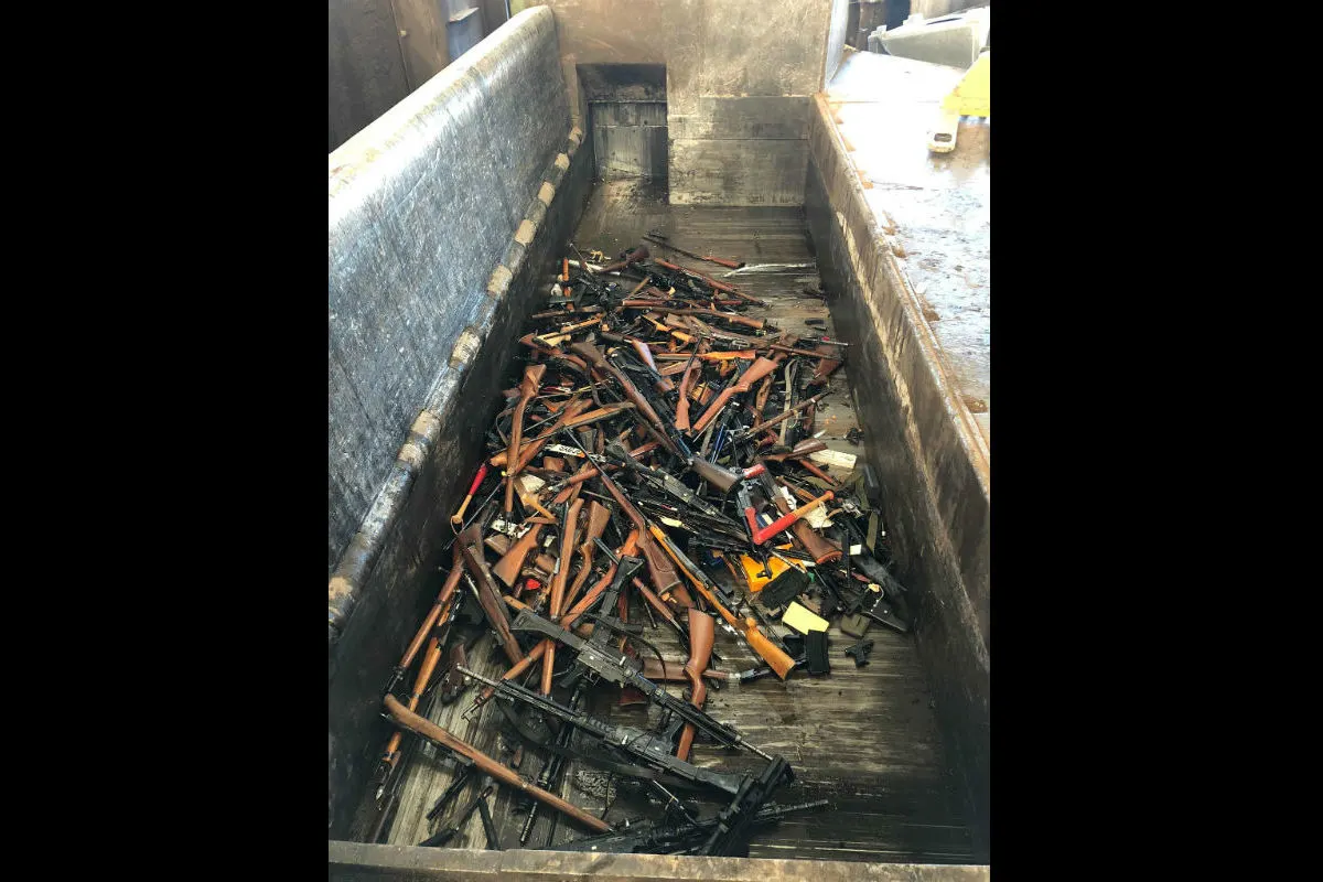 Kanton SH - Polizei verschrottet 630 Kilogramm Waffen