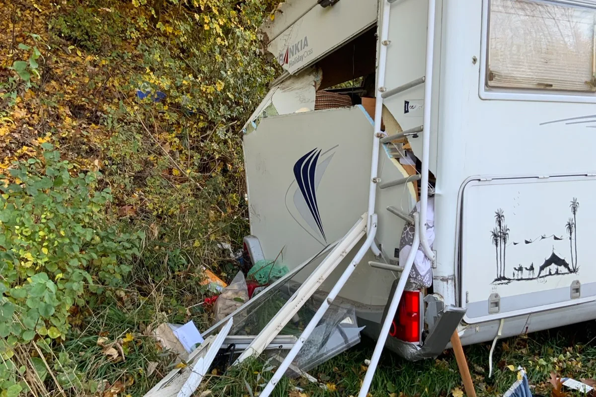 A3 Ratingen NW – Eine Verletzte nach Unfall von Wohnmobil