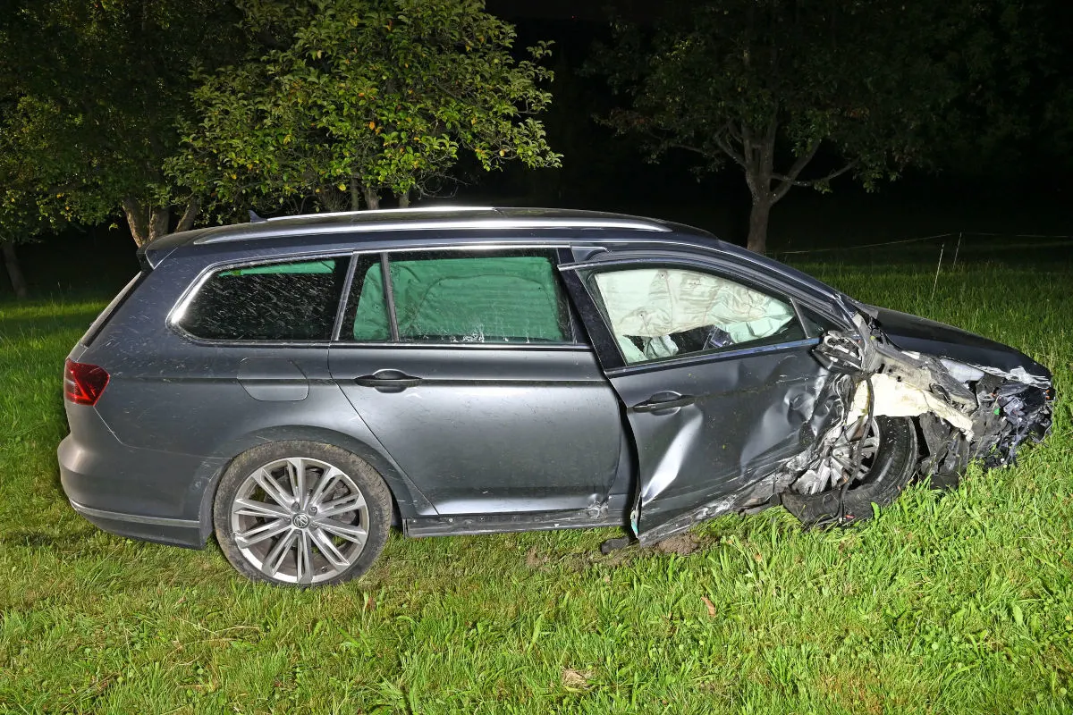Unfall in Malters LU – Lenkerin prallt gegen Mauer