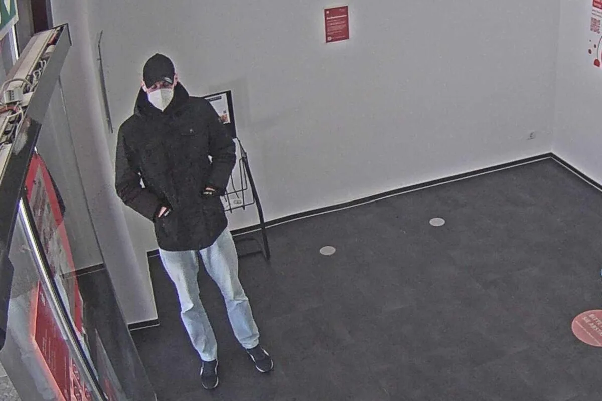 Bremen - Suche nach falschem Polizisten