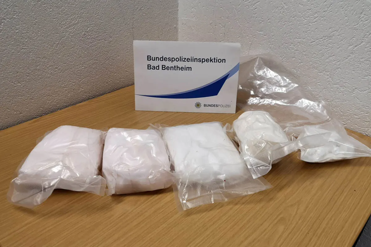 Bad Bentheim - "Franz-Ludwig" erschnüffelt Drogen im Wert von rund 58.000 Euro