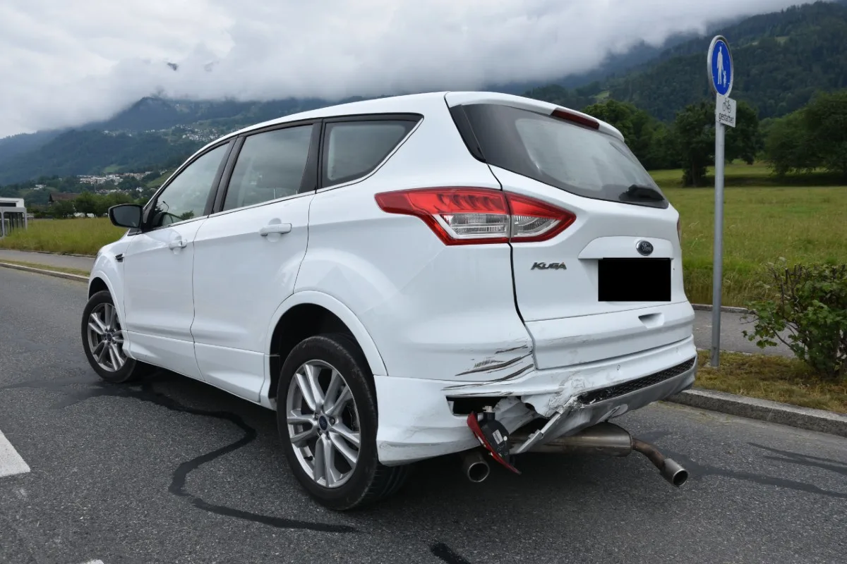 Triesen FL - Der hintere Autofahrer war abgelenkt