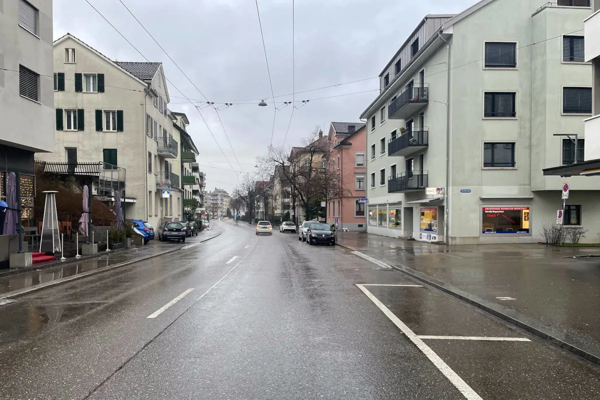Stadt St. Gallen – Nach Kollision mit Bus davongefahren