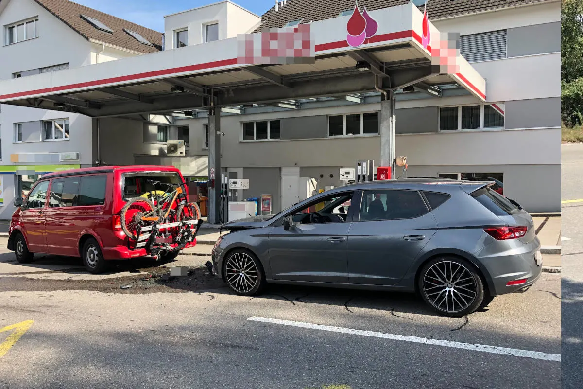 Amlikon-Bissegg TG - Frau bei Auffahrkollision verletzt