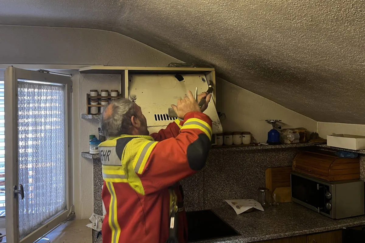 Uznach SG –  Fettbrand in Küche einer Wohnung richtet hohen Schaden an