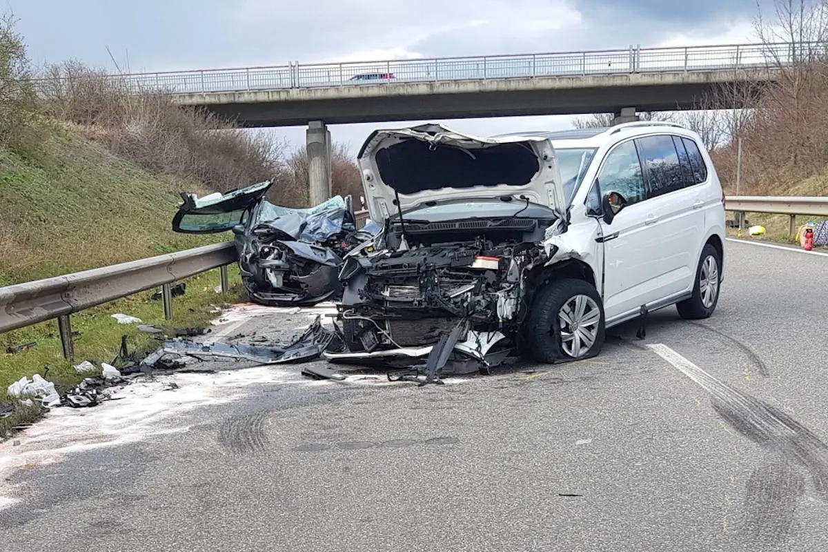 B271 Wachenheim – Verkehrsunfall mit zwei Schwerverletzen