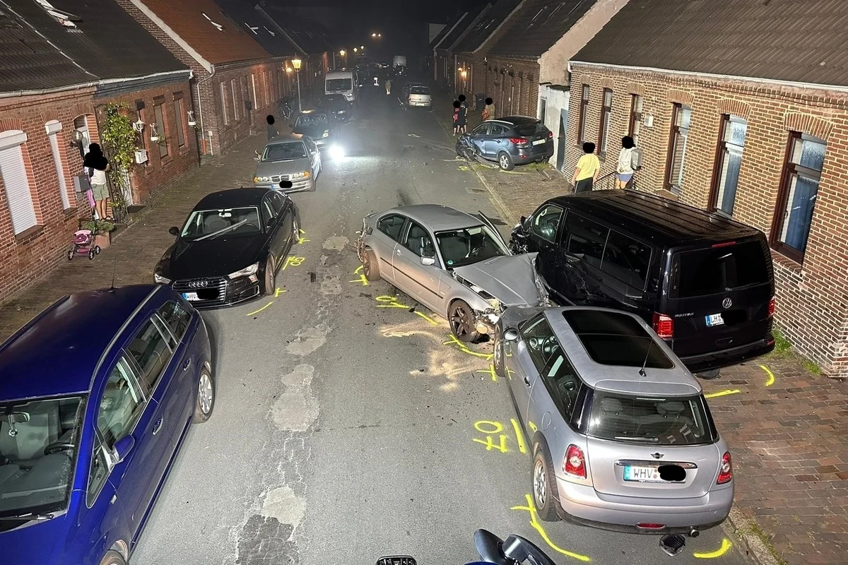 Wilhelmshaven NI - Betrunken verunfallt und hohen Sachschaden verursacht 